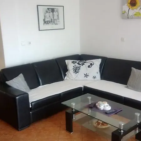 Apartment Apartment Ljubica.4 *