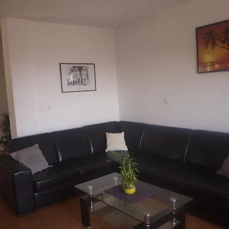 Apartment Ljubica.4 *